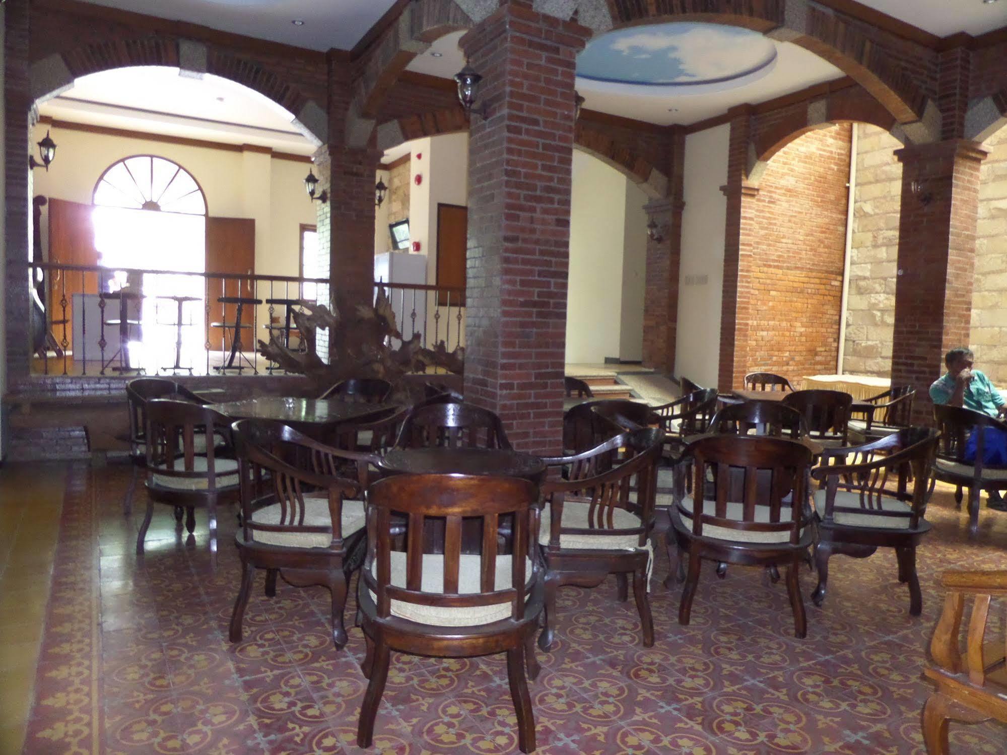 Jacatra Homestay Malang